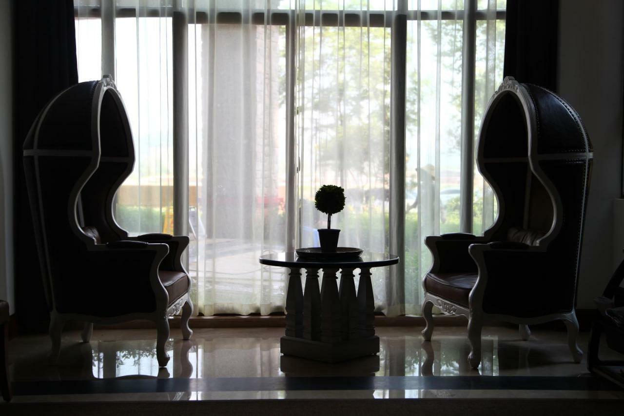 Wyndham Kunming Resort Bagian luar foto